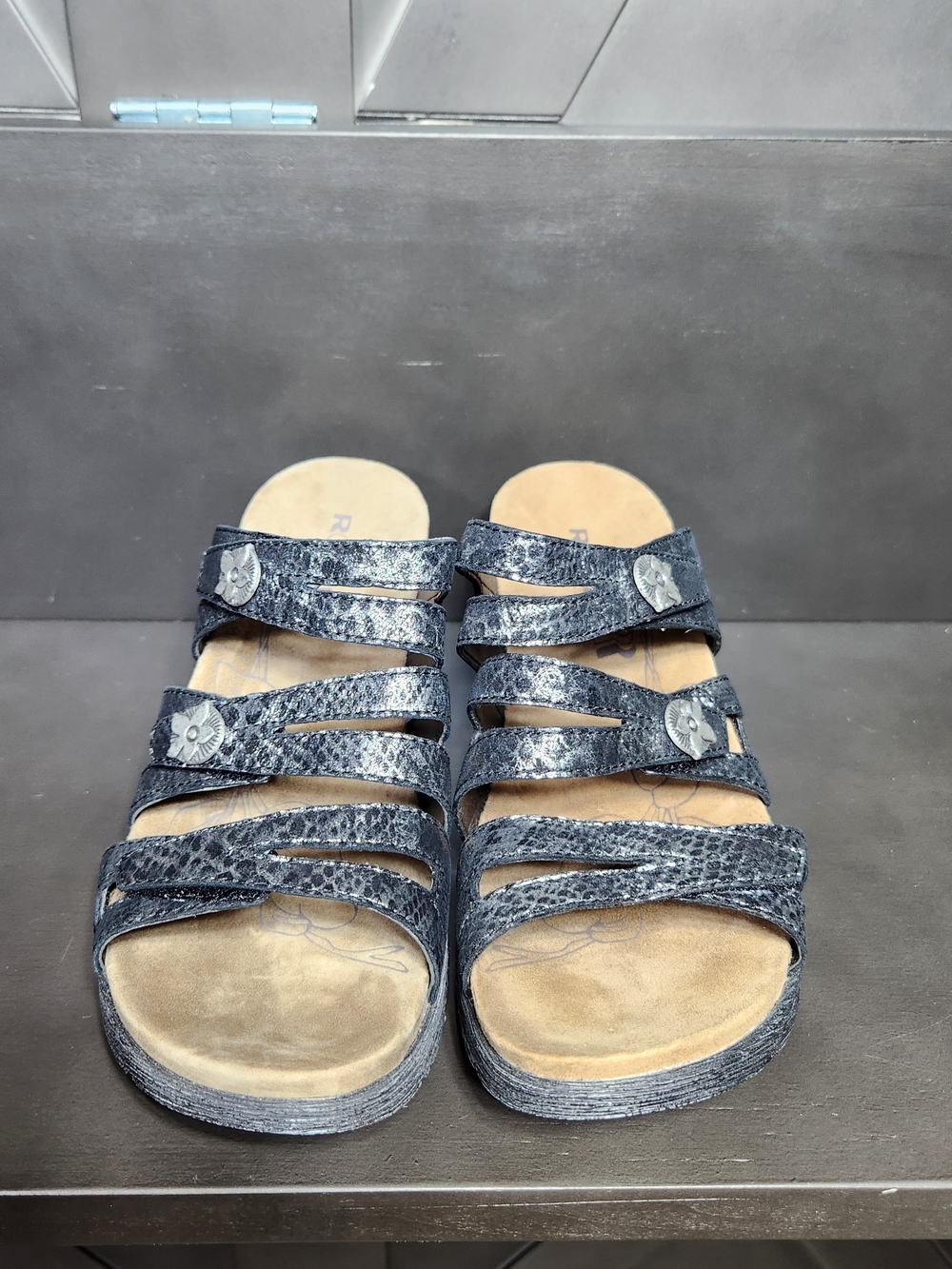 Romika Comfort Black/silver Multi-Strap Wedge Sandals Womens Us 6-6.5 EU 37 - Picture 3 of 10